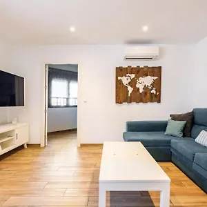 Bonito Piso Cerca De La Playa Con Parking Privado Apartamento