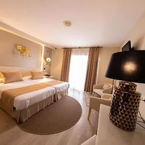 3* Hotel Casablanca